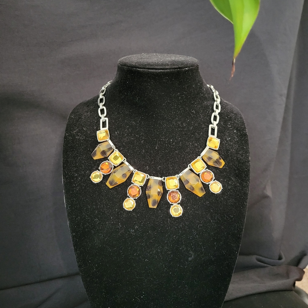 Lia Sophia necklace